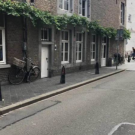 Gracht 62 Bed & Breakfast