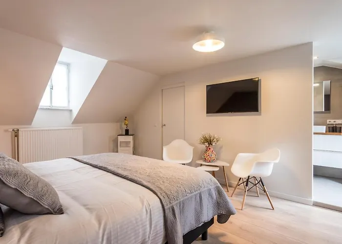 Gracht 62 Bed & Breakfast 4*