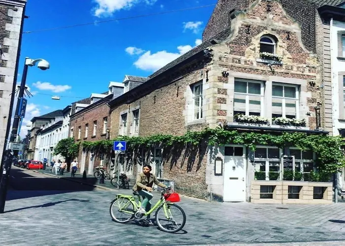 Gracht 62 Bed & Breakfast 4*