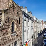 Gracht 62 Bed & Breakfast 4*