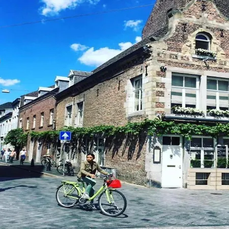 Gracht 62 Bed & Breakfast 4*