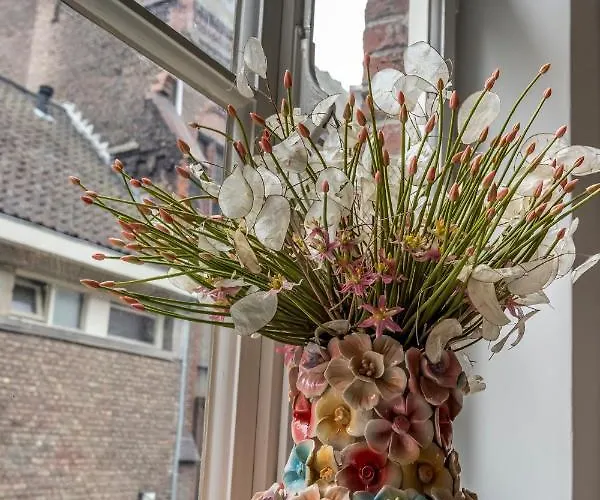 Gracht 62 Bed & Breakfast