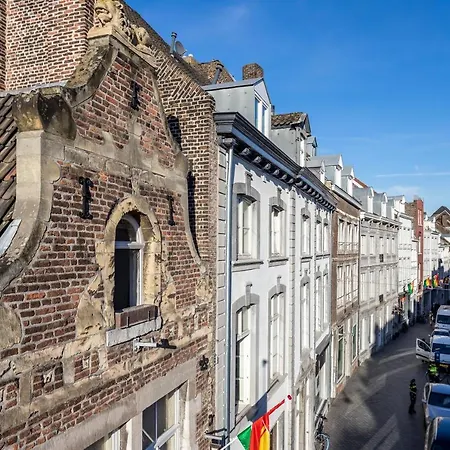 Gracht 62 Oda ve Kahvaltı 4*